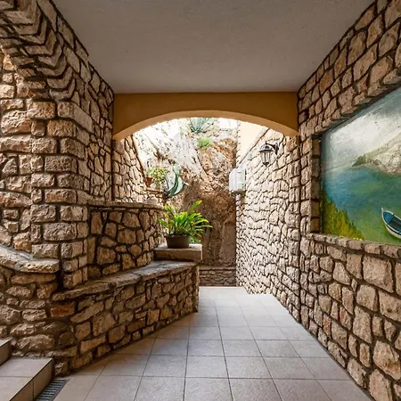 Amazing Apartment In Blato With Kitchen * Blato (Korcula)