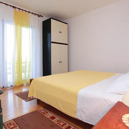 Amazing Apartment In Blato With Kitchen Apartment